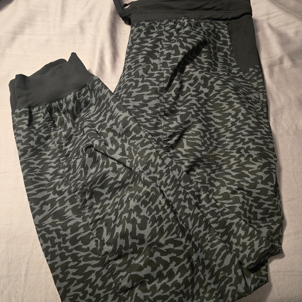 Lululemon Dance Studio Mid Rise Jogger